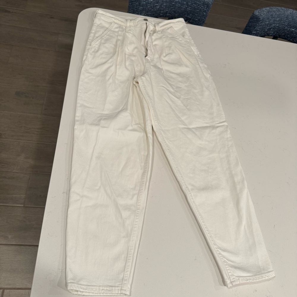 Abercrombie & Fitch - White Ultra High Rise Jeans